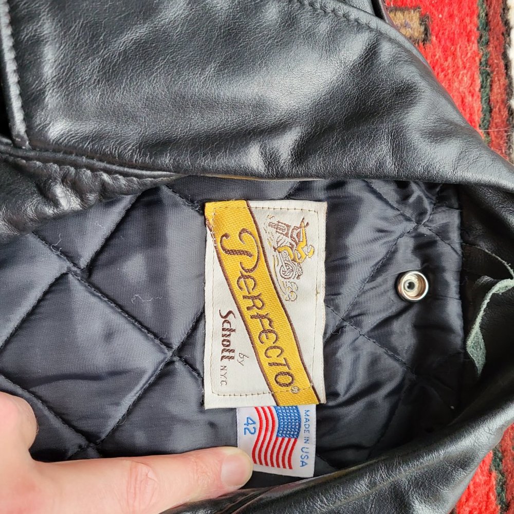 Schott Perfecto Leather Jacket Size 42 - Picture 3 of 5